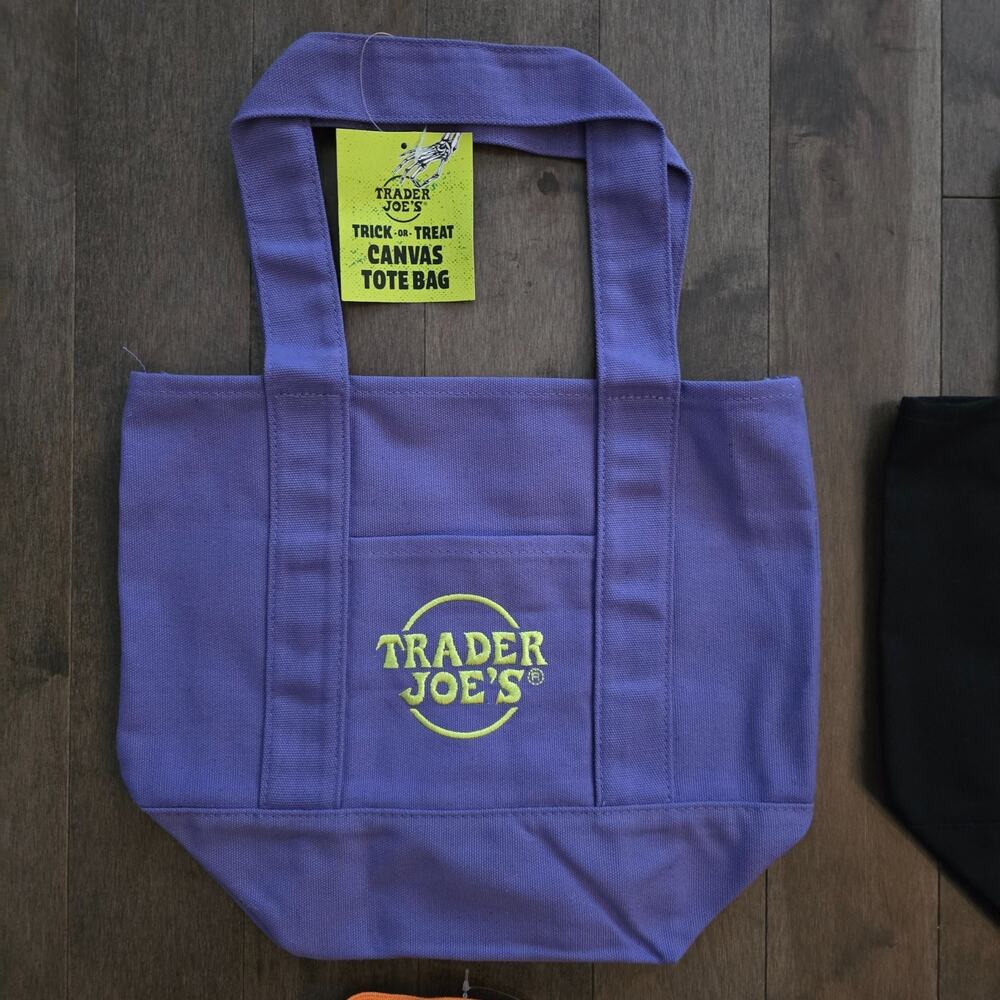 Trader Joes Mini Tote Bags Lot of 4 - Halloween Limited Collection All Colors! - Picture 4 of 9